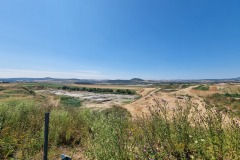 RheinBurgenWeg führt über Feldwege