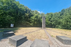 Das Rittersturzdenkmal