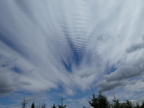 Merkwürdige Wolkenformation