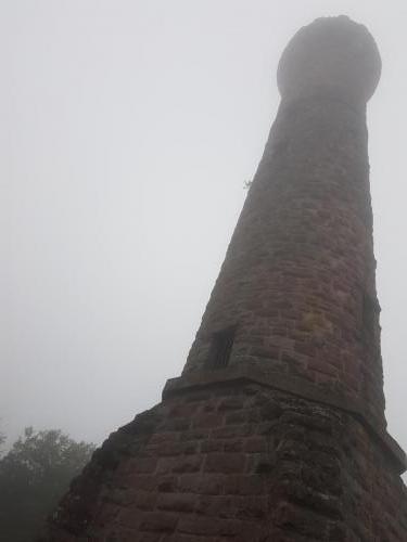 Der Hohlohturm im Nebel