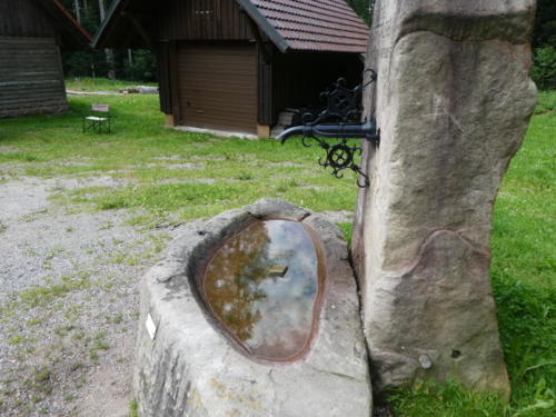 Brunnen an der Freiersberger Hütte