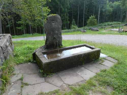 Brunnen an der Kreuzsattelhütte